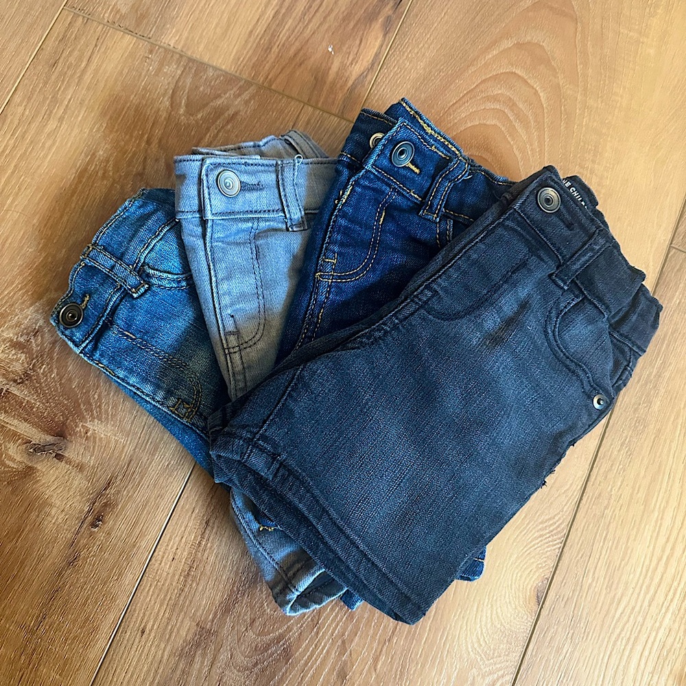 2T lot of 4 Jean shorts (stretchy)